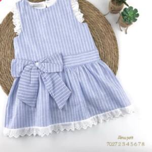 Vestido de rayas de Alma Petit