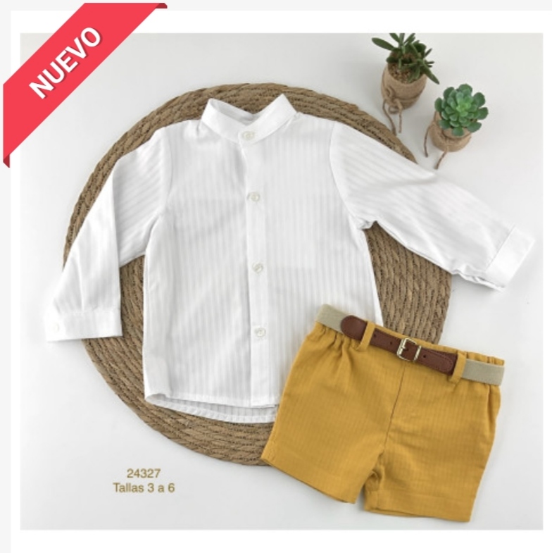 Conjunto camisa y pantalón con cinturón